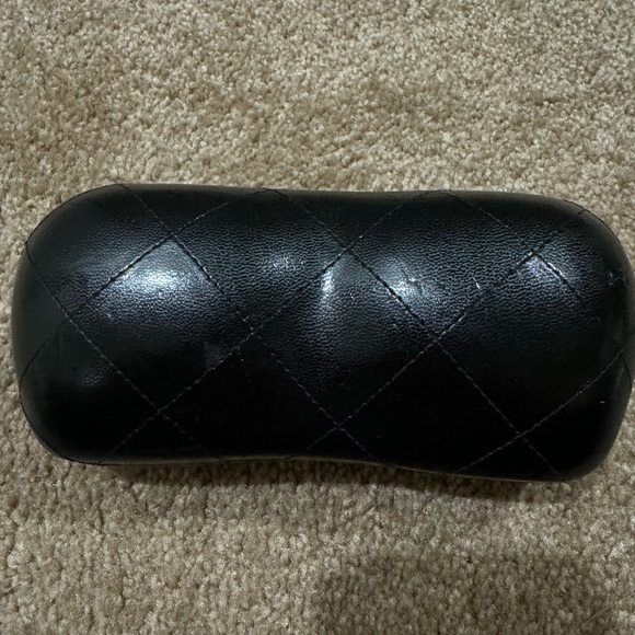 Chanel 5174 c.1204/3B Oversized Tortoise Shell
Brown Sunglasses + Case - Picture 8 of 12